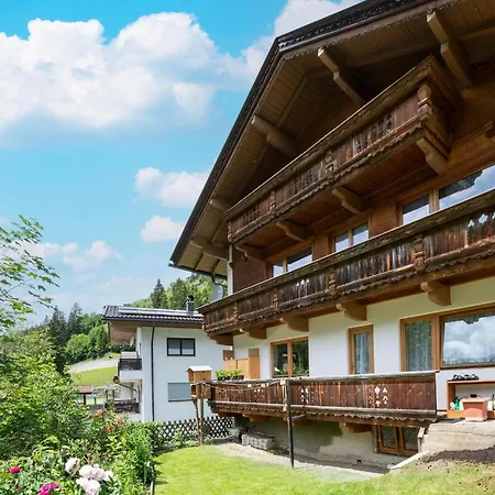 Appartement In With A Balcony Mayrhofen