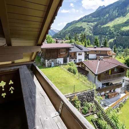 In With A Balcony Appartement Mayrhofen