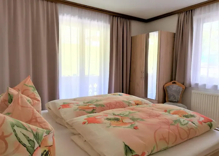 In With A Balcony מאיירהופן